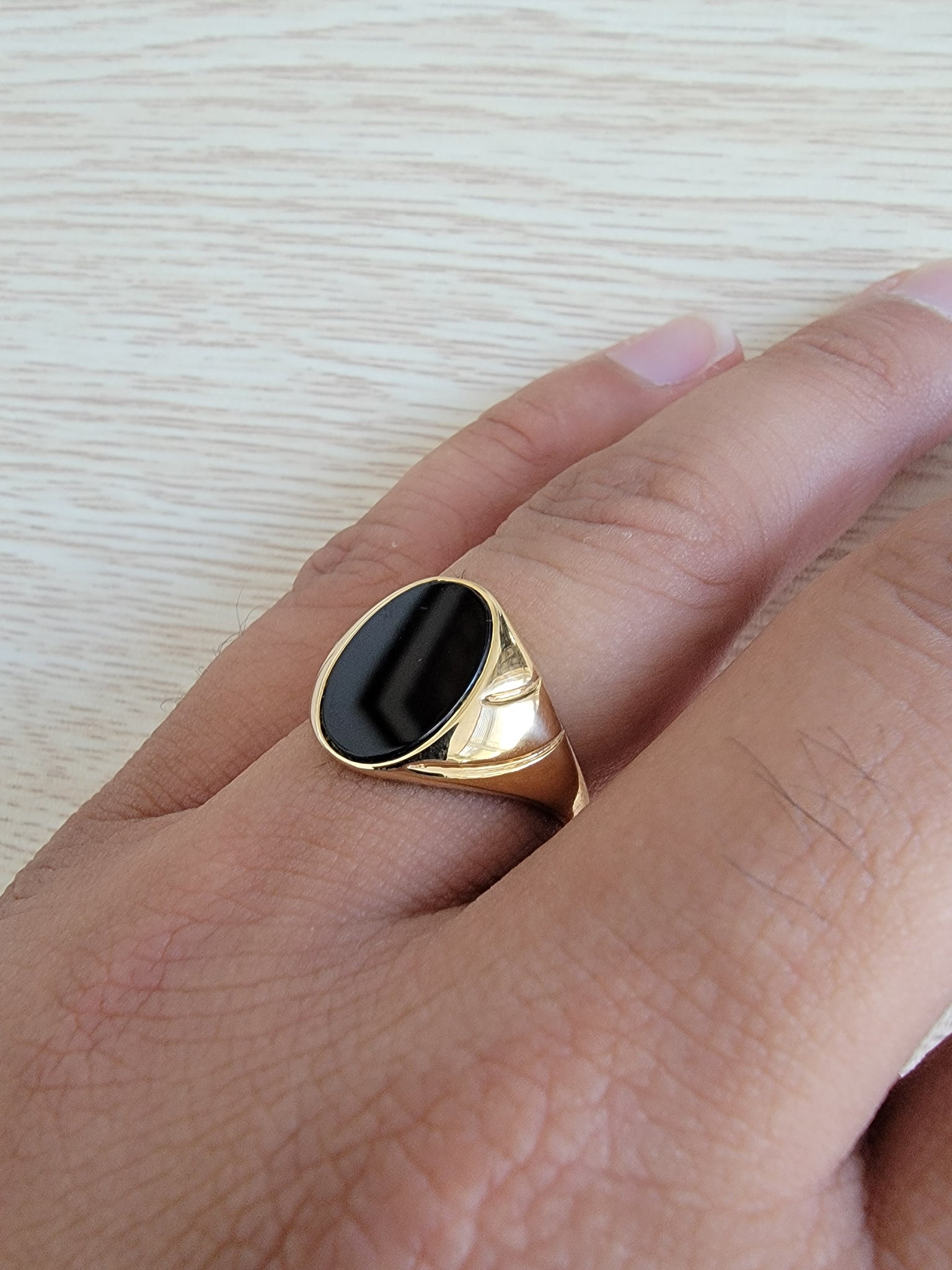 Fyie Signet Onyx Ring (with 14K Gold) – FYORO