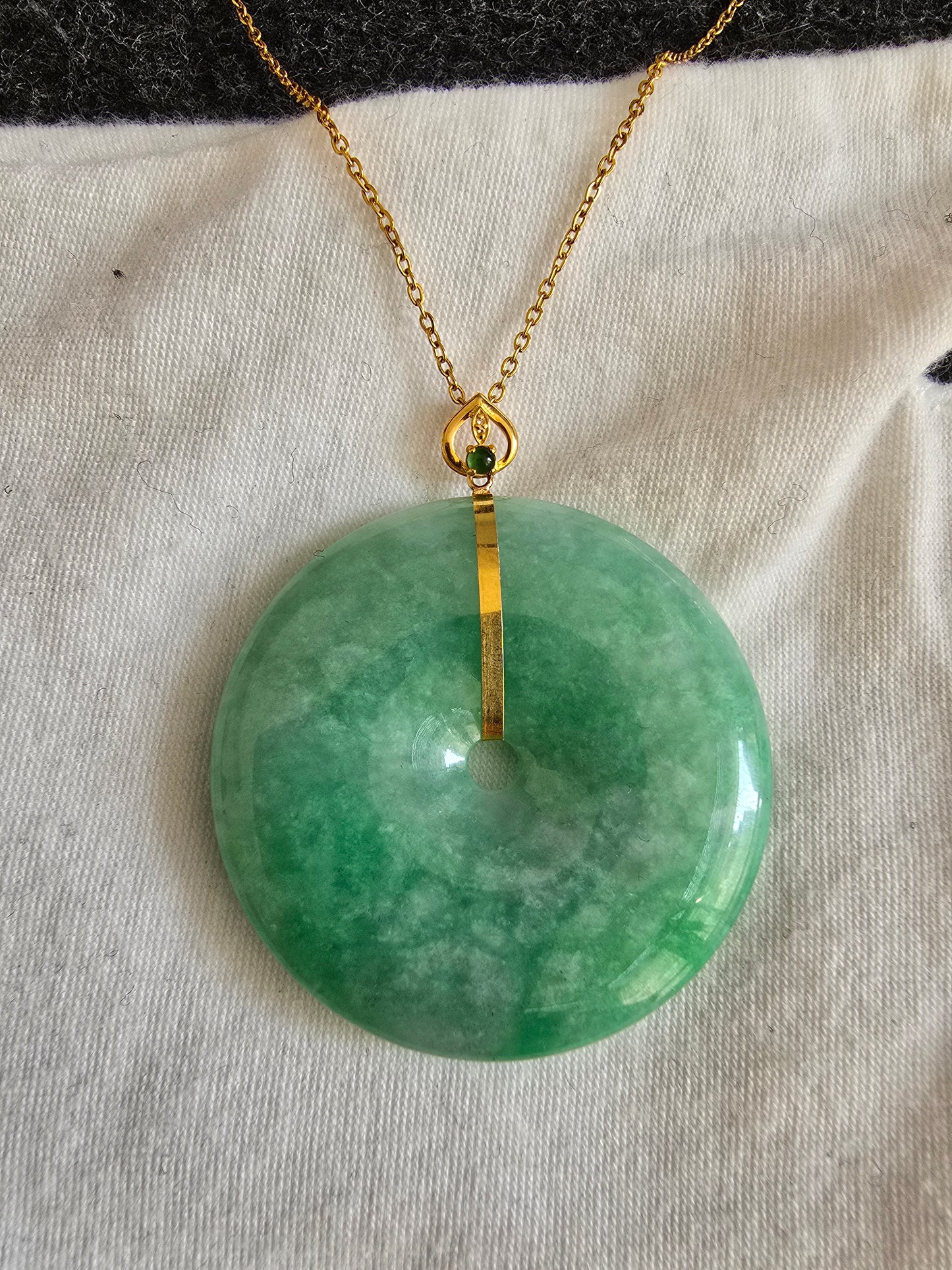 Cheung's Round Donut Burmese A-Jade 40mm Pendant with 18K Yellow Gold - Certified