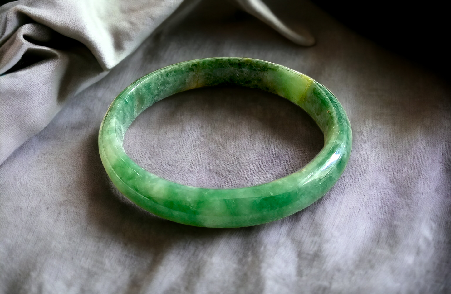 Earths Burmese A-Jade Bangle Bracelet 08804