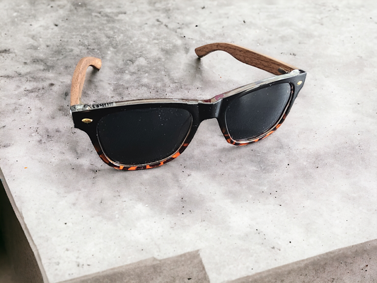 Tatsu FYORO Sunglasses (UV400 Polarized, Tiger stripes Frames and Walnut Temple)