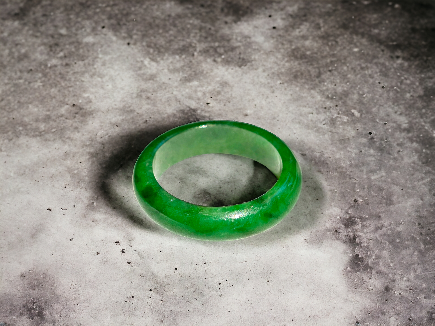 Master's Burmese A-Jadeite Infinity Band Ring 09002