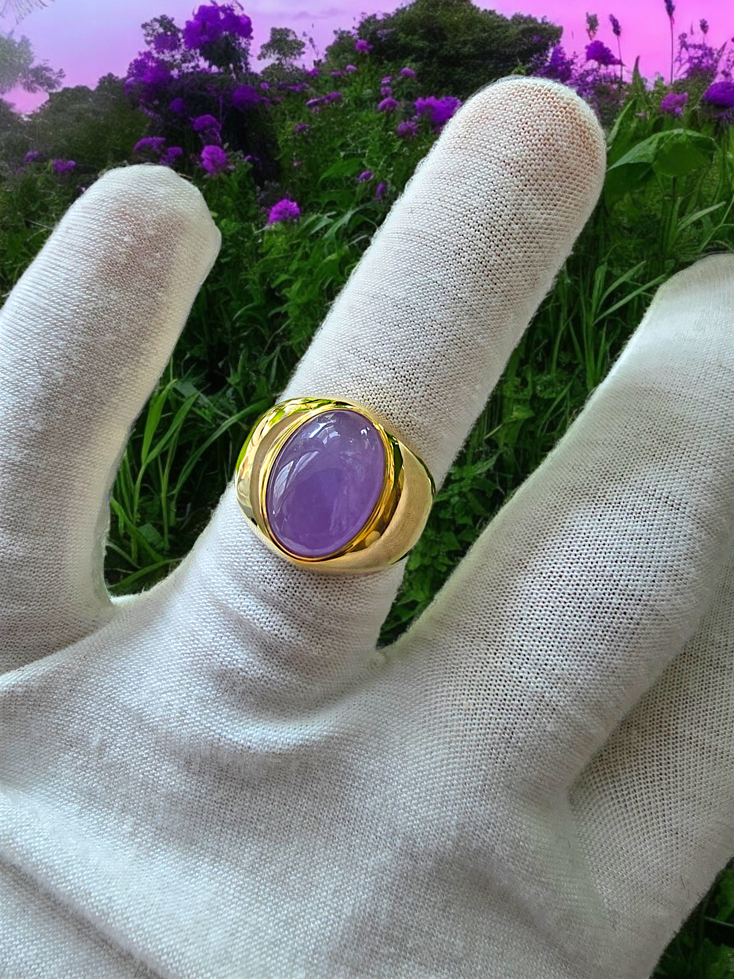 Anyang Royal Purple Jade Ring (with 14K Yellow Gold)