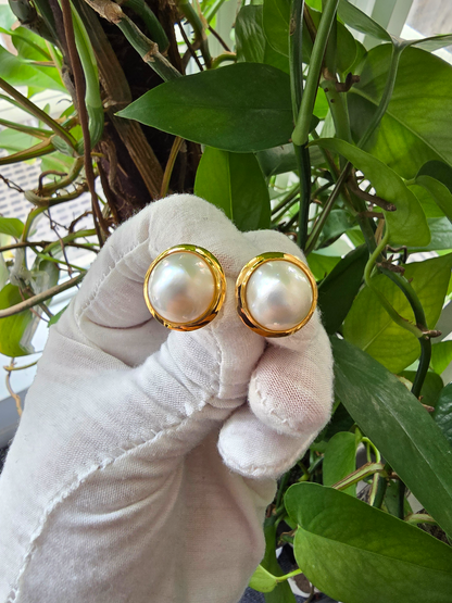Unicorn White Pearl Snap Back Earrings (with 14K Yellow Gold)