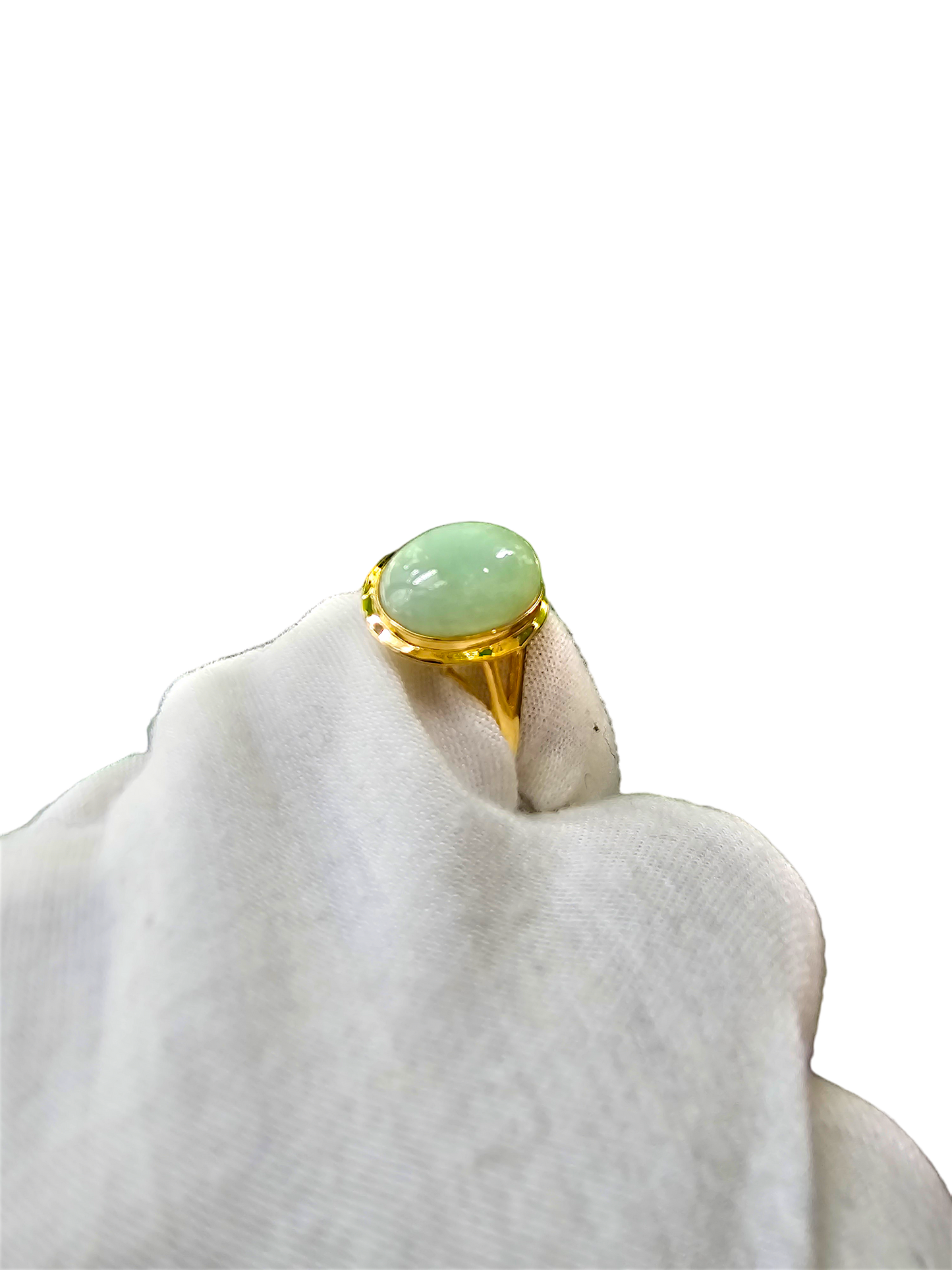 Ming Burmese A-Jade Ring (with 14K Yellow Gold)