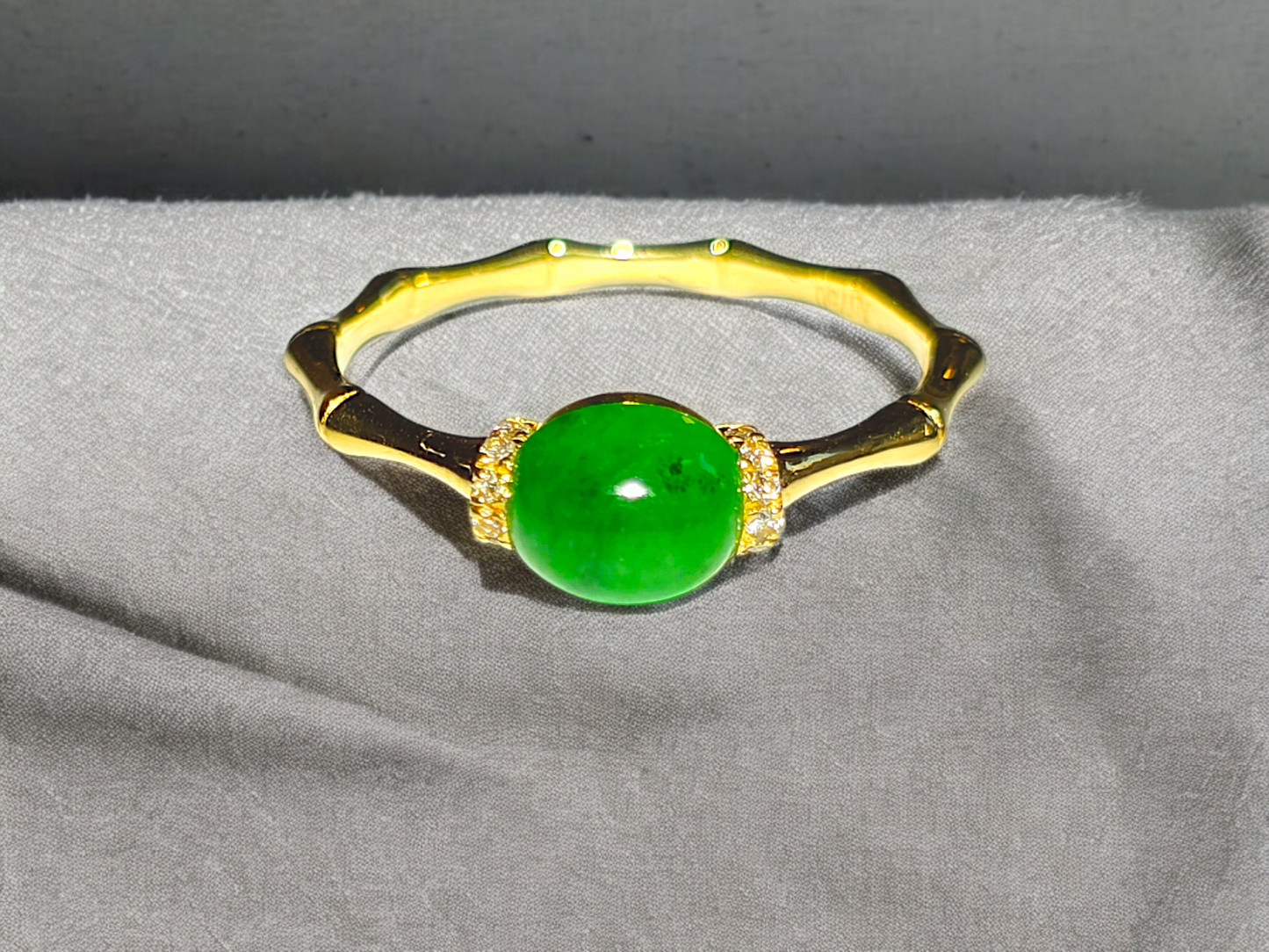 Panda's Oval Imperial Burmese A-Jadeite Cocktail Ring (With White Diamonds and 18K Yellow Gold) - Certified