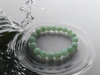 Imperial Japanese Green Burmese A-Jade  Beaded Bracelet (MADE IN JAPAN) (10-10.5mm Each x 19 beads) 05013