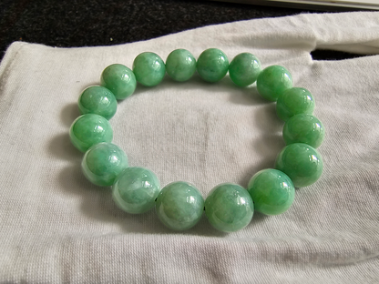 Imperial Japanese Green Burmese A-Jade Beaded Bracelet (MADE IN JAPAN) (12mm Each x 16 beads) 05014