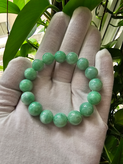 Imperial Japanese Green Burmese A-Jade Beaded Bracelet (MADE IN JAPAN) (12mm Each x 16 beads) 05014