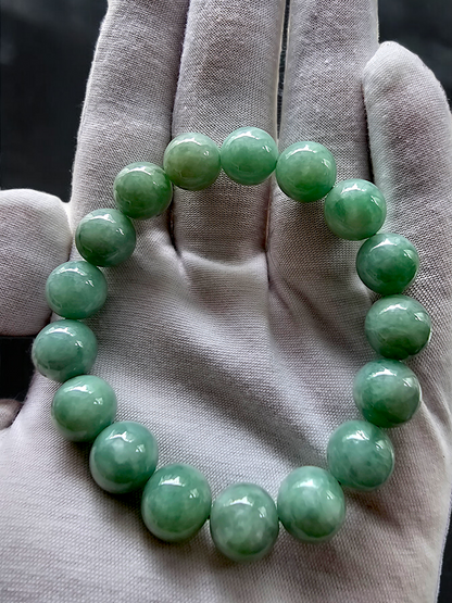 Imperial Japanese Green Burmese A-Jade Beaded Bracelet (MADE IN JAPAN) (12mm Each x 17 beads) 05016