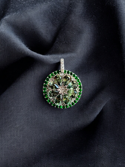 A Slice of Lime (MADE IN JAPAN) Green Sapphire and Peridot Pendant (with White V.S. Diamonds and 18K White Gold) - Certified