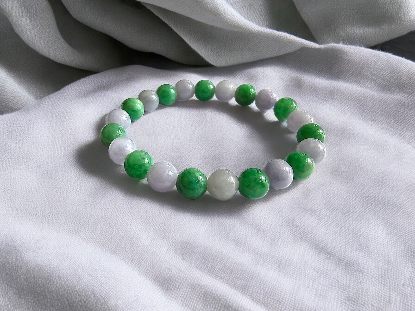 Imperial Japanese Green and Lavender Burmese A-Jade Beaded Bracelet (MADE IN JAPAN) (8.5mm Each x 22 beads) Certified 05031