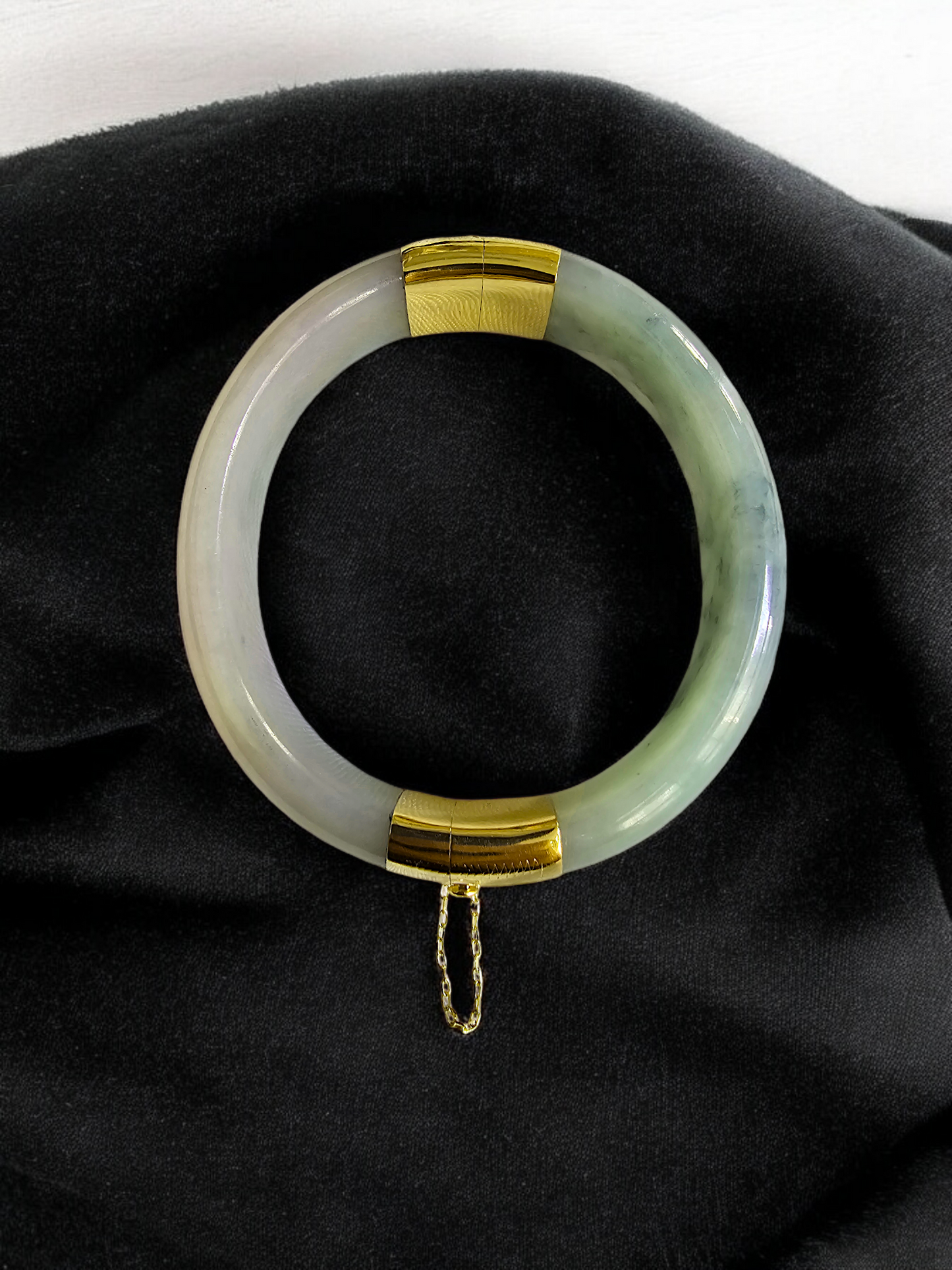 1881 Viceroy's Elliptical Burmese A-Jade Bangle Bracelet (with 14K Yellow Gold)