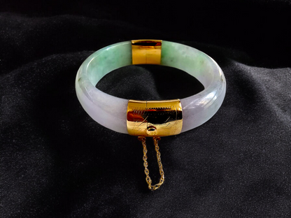 1882 Viceroy's Elliptical Burmese A-Jade Bangle Bracelet (with 14K Yellow Gold)