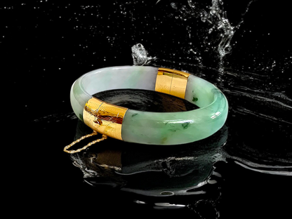 1883 Viceroy's Elliptical Burmese A-Jade Bangle Bracelet (with 14K Yellow Gold)