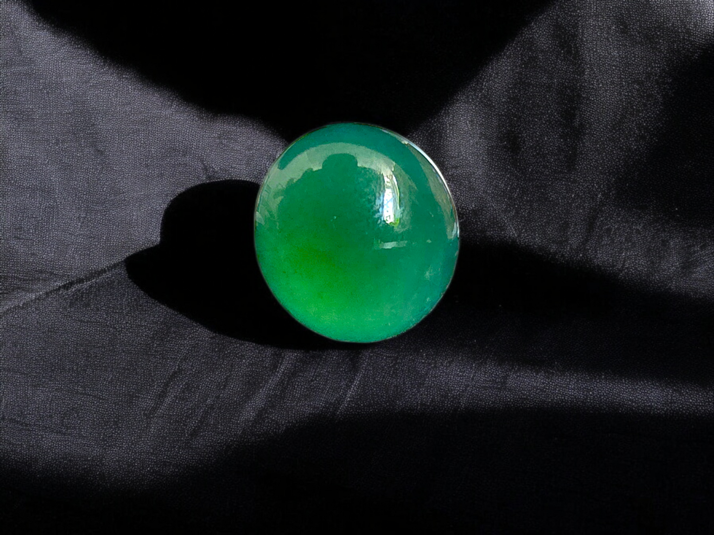 15.57 cts. Burmese A-Jadeite Deep Bluish-Green Round Cabochon Loose Stone Certified LS1