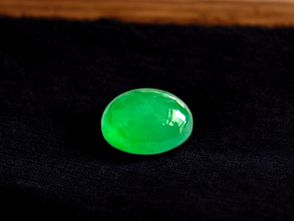 Certified 2.80cts. Vivid Apple Green Burmese A-Jadeite Oval Cabochon Loose Stone LS3