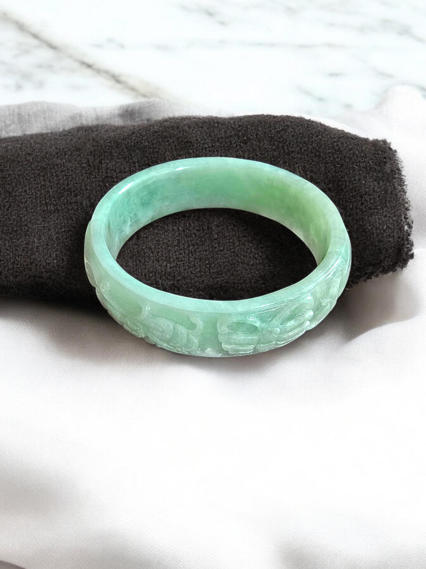 Gardens of The Ancient Orient Burmese A-Jade Bangle Bracelet 08811