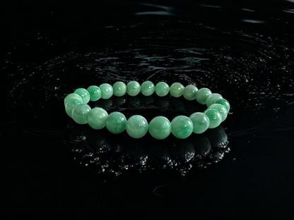 Imperial Japanese Green Burmese A-Jade Beaded Bracelet (MADE IN JAPAN) (8mm Each x 23 beads) 05030