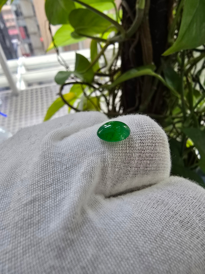 Certified MADE IN JAPAN 1.948 cts. Intense-Vivid Imperial Green Burmese A-Jadeite Oval Cabochon Loose Stone LS8