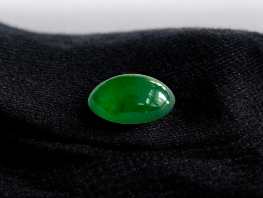 Certified MADE IN JAPAN 1.948 cts. Intense-Vivid Imperial Green Burmese A-Jadeite Oval Cabochon Loose Stone LS8