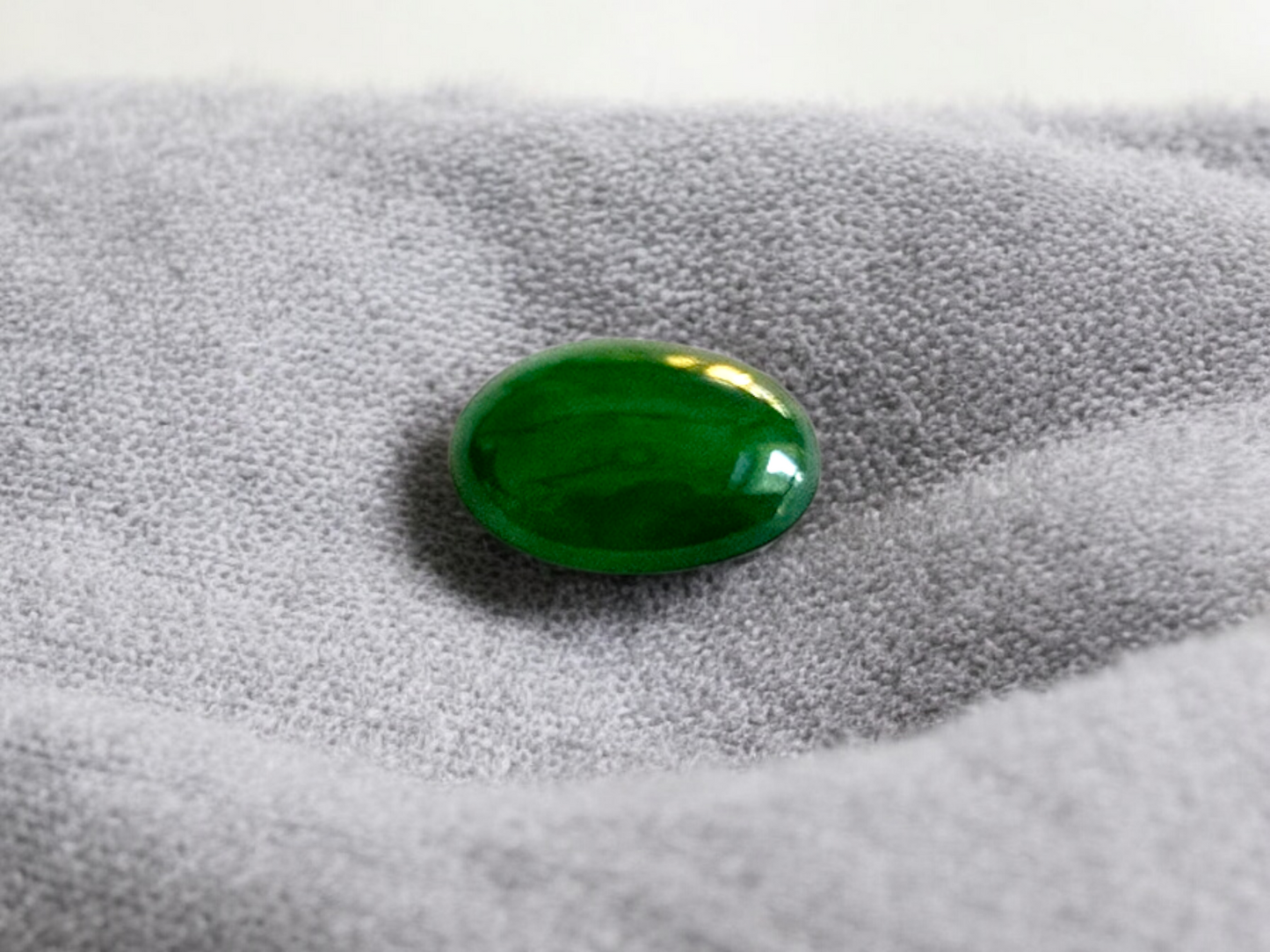 Certified MADE IN JAPAN 1.727 cts. Intense-Vivid Imperial Green Burmese A-Jadeite Oval Cabochon Loose Stone LS9