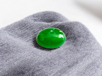 Certified MADE IN JAPAN 2.108 cts. Intense-Vivid Imperial Green Burmese A-Jadeite Oval Cabochon Loose Stone LS10