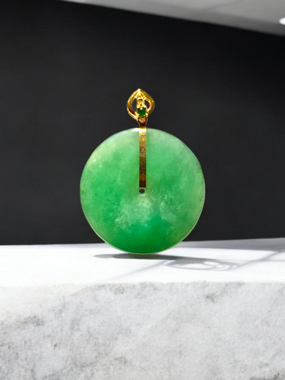 Cheung's Round Donut Burmese A-Jade 22.50 mm Pendant with 18K Yellow Gold - Certified