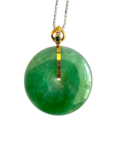 Cheung's Round Donut Burmese A-Jade 22.50 mm Pendant with 18K Yellow Gold - Certified