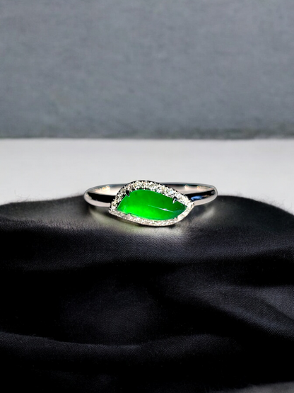 Flow Leaf Burmese A Jade Ring, with White Diamonds, and 18K White Gold - Certified