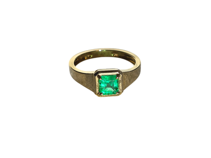 Certified Natural Columbian Emerald 1.01cts (Vivid Green) Men's Ring with 18K Yellow Gold - R2