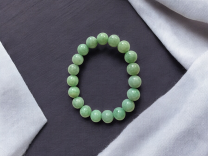 Imperial Japanese Green Burmese A-Jade Beaded Bracelet (MADE IN JAPAN) (10mm Each x 19 beads) 05036