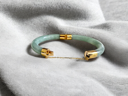 1886 Viceroy's Circular Burmese A-Jade Bangle Bracelet (with 14K Yellow Gold)