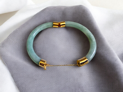 1886 Viceroy's Circular Burmese A-Jade Bangle Bracelet (with 14K Yellow Gold)