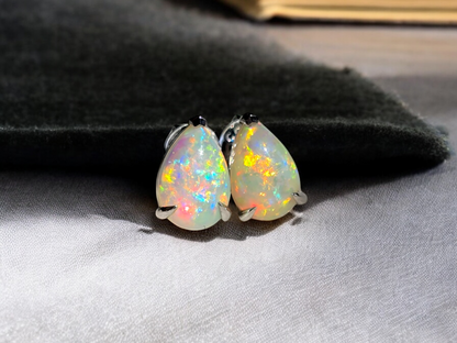 Australian Opal Stud Earrings with 14K White Gold - 3001