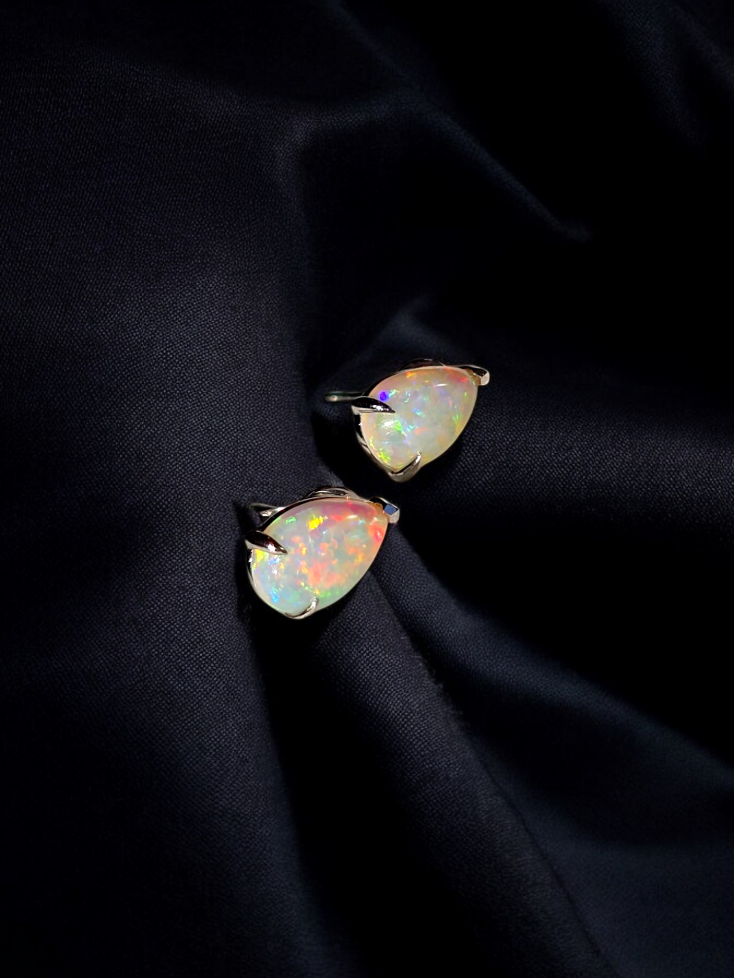 Australian Opal Stud Earrings with 14K White Gold - 3001