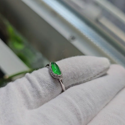 Flow Leaf Burmese A Jade Ring, with White Diamonds, and 18K White Gold - Certified