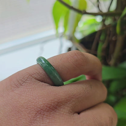 Masters Burmese Vibrant Green A-Jadeite Infinity Band Ring 09007 - Certified