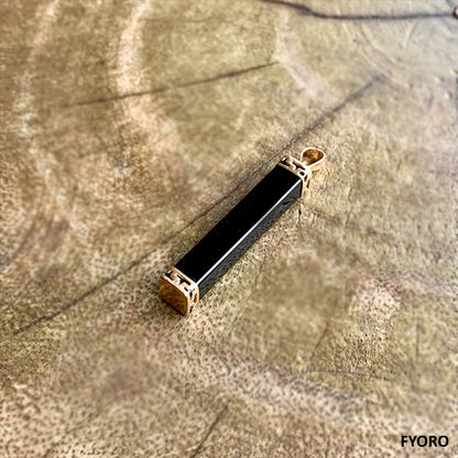 Square Pillar Onyx Pendant (with 14K Gold)