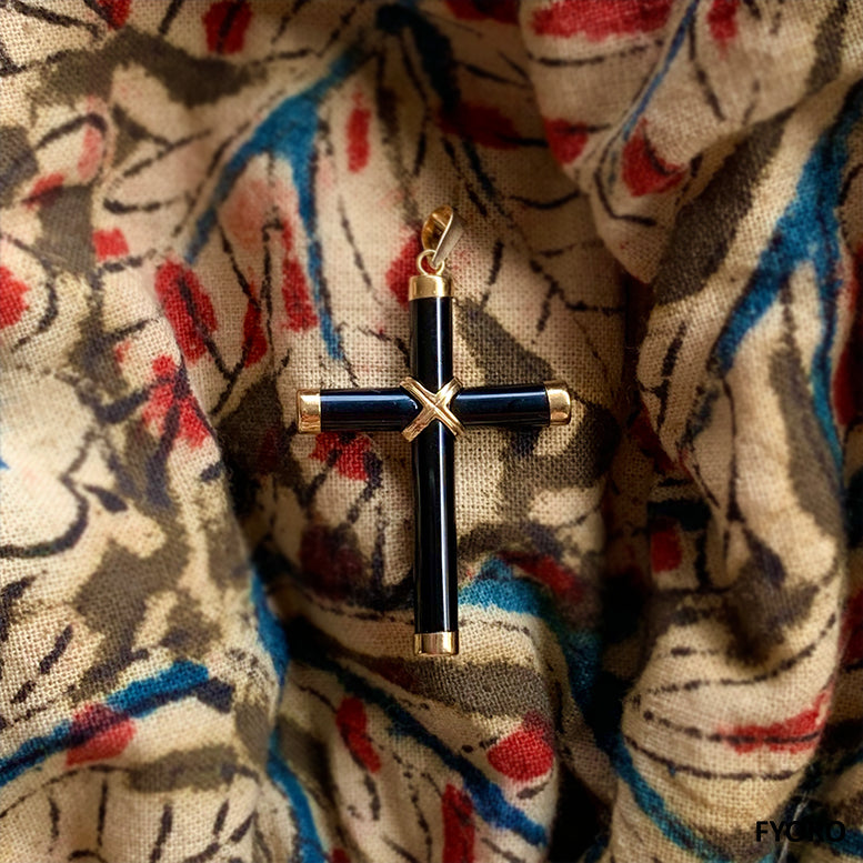 Xi'an Onyx Cross Pendant with 14K Yellow Gold